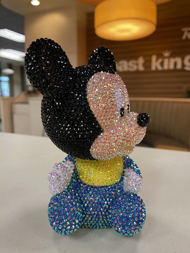 DIY Seated Minnie Mickey (with glue tools)
