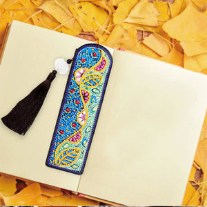 DIY Diamond Painting | Stem and leaf Bookmark