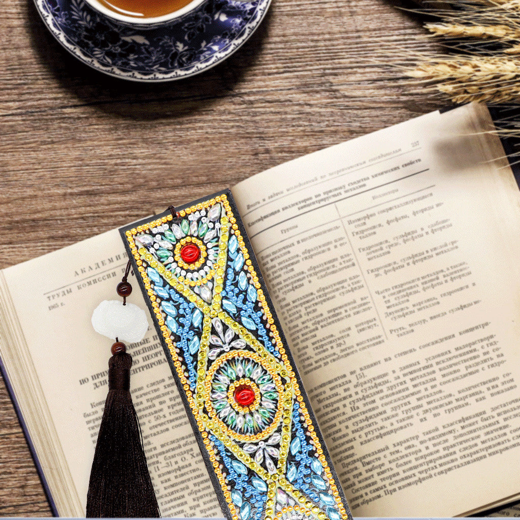 DIY Diamond Painting | Pattern Bookmark