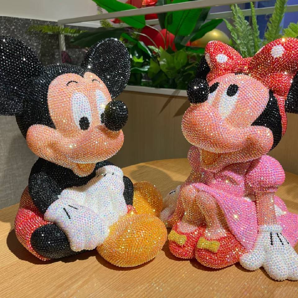 DIY Mickey Minnie  (with glue tools)