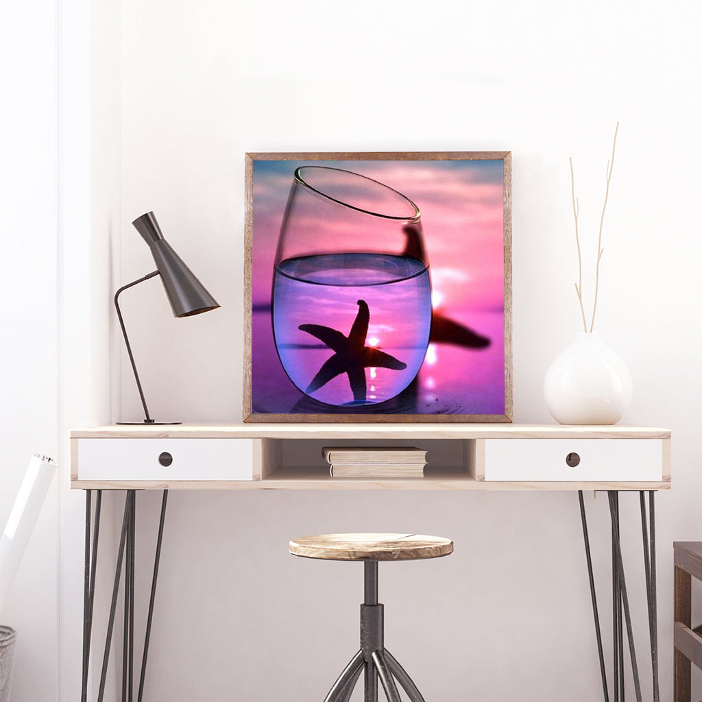 Full Diamond Painting kit - The reflection of the starfish in the glass