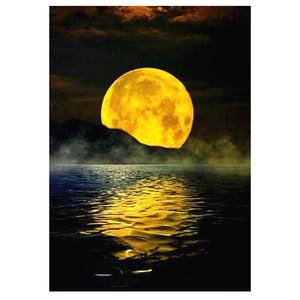 Full Diamond Painting kit - Big moon above the sea