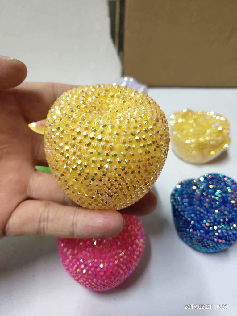 DIY glowing doll - Apples (with glue tools)