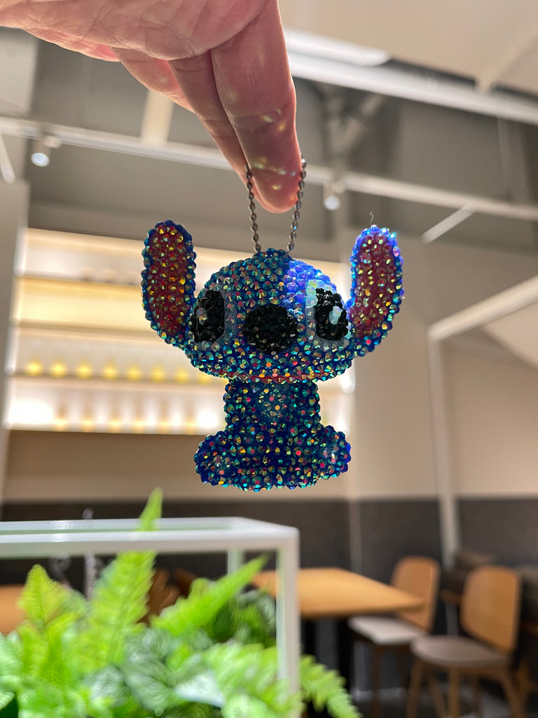 DIY Small Stitch Keychain (with glue tools)