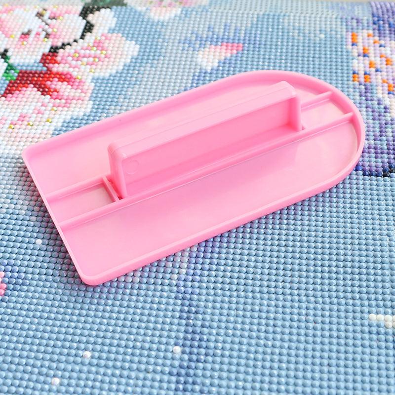 Diamond painting press holder reinforcing plate