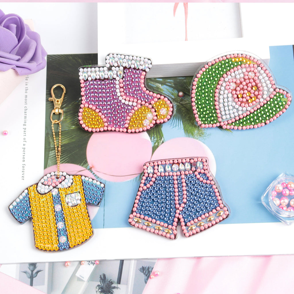 DIY Diamond Painting Keychain | Clothing - Hibah-Diamond painting art studio